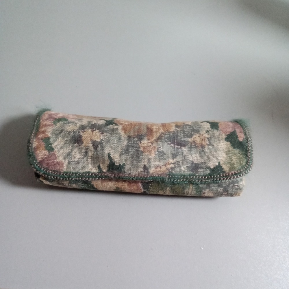 Vintage Floral Tapestry Soft Eyeglass Case Woven Flower Pattern Earth Tones